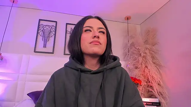 Rebeca jones online show from 12.15.25