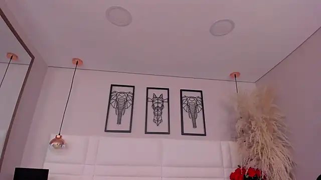 Rebeca jones online show from 12.20.25