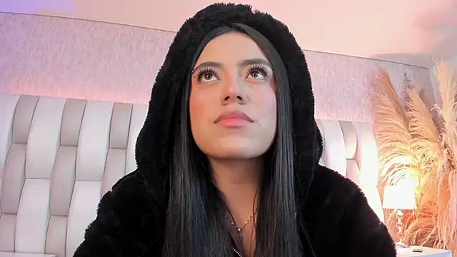 Rebeca jones online show from 03.04.26