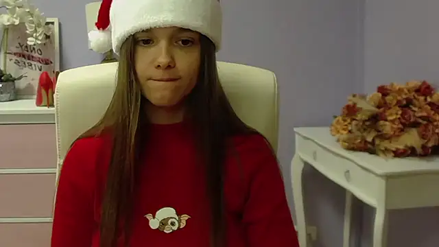 Snapshot of dirtyxEmily chatting on 12.17.24 dirtyxEmily online show from 12.17.24