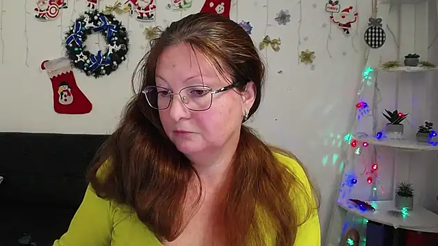 Snapshot of VanessaHotts chatting on 01.04.25 VanessaHotts online show from 01.04.25