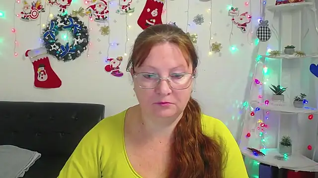 Snapshot of VanessaHotts chatting on 01.07.25 VanessaHotts online show from 01.07.25