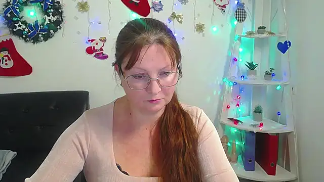Snapshot of VanessaHotts chatting on 01.07.25 VanessaHotts online show from 01.07.25