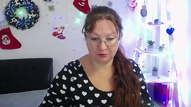 Snapshot of VanessaHotts chatting on 01.09.25 VanessaHotts online show from 01.09.25
