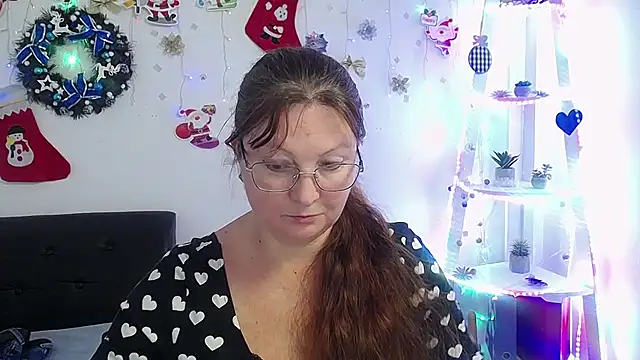 Snapshot of VanessaHotts chatting on 01.09.25 VanessaHotts online show from 01.09.25