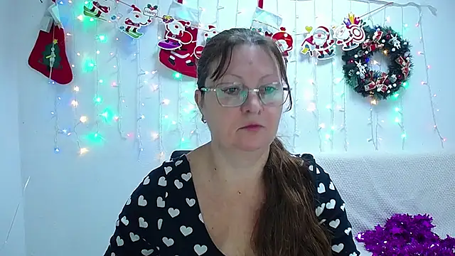 Snapshot of VanessaHotts chatting on 01.11.25 VanessaHotts online show from 01.11.25