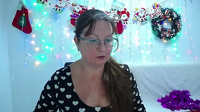 Snapshot of VanessaHotts chatting on 01.11.25 VanessaHotts online show from 01.11.25