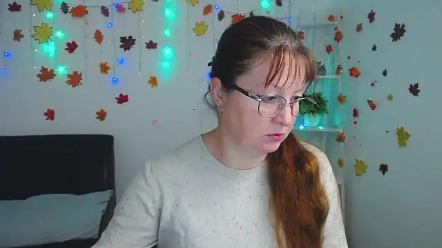 VanessaHotts online show from 11.15.25