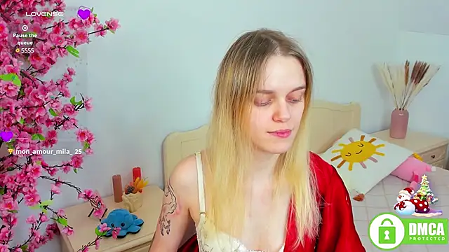 Snapshot of lady_bellaa chatting on 12.20.24 lady bellaa online show from 12.20.24
