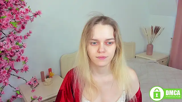 Snapshot of lady_bellaa chatting on 12.22.24 lady bellaa online show from 12.22.24