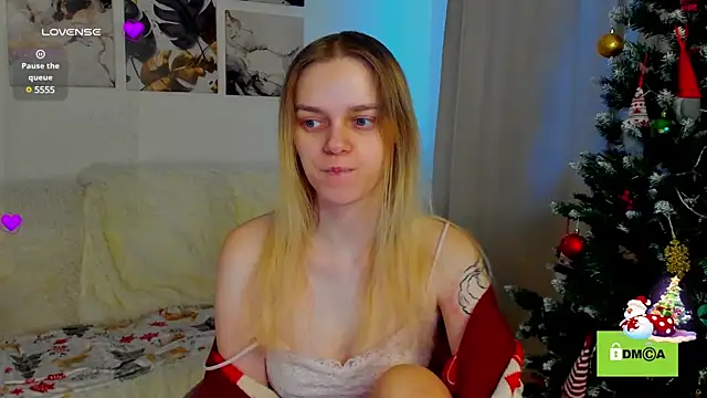 Snapshot of lady_bellaa chatting on 01.11.25 lady bellaa online show from 01.11.25