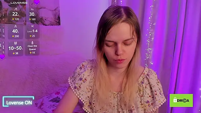 Snapshot of lady_bellaa chatting on 02.10.25 lady bellaa online show from 02.10.25