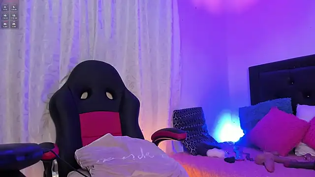 lonely shewolf online show from 03.10.25