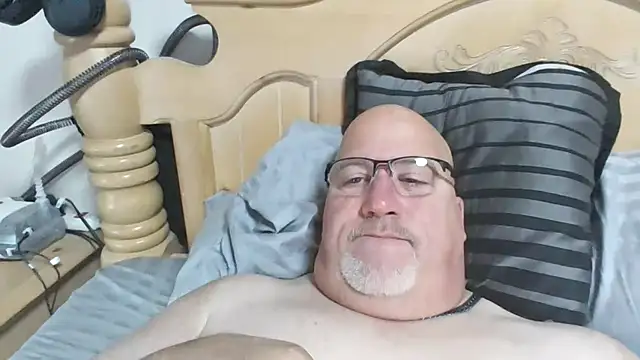 Bigbear0563 online show from 11.17.25