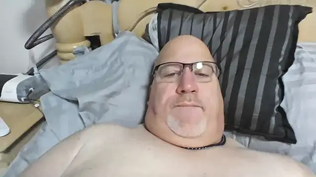 Bigbear0563 online show from 12.19.25