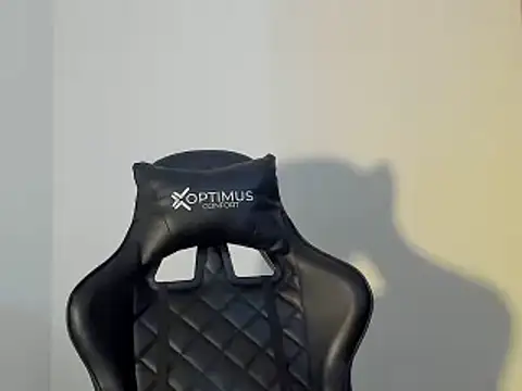 Snapshot of Sami_Hotie1 chatting on 02.08.25 Sami Hotie1 online show from 02.08.25