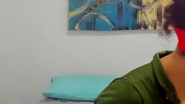 Snapshot of Sami_Hotie1 chatting on 10.08.25 Sami Hotie1 online show from 10.08.25