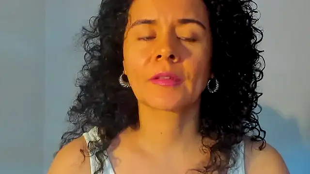 Snapshot of Sami_Hotie1 chatting on 11.07.25 Sami Hotie1 online show from 11.07.25