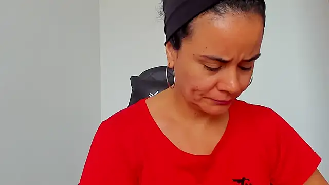 Snapshot of Sami_Hotie1 chatting on 02.25.26 Sami Hotie1 online show from 02.25.26