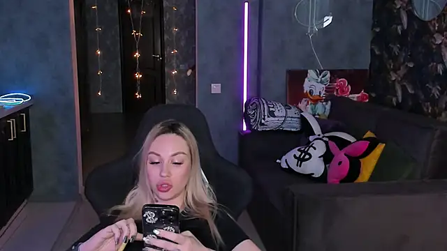 Blckmirrorr online show from 03.17.26