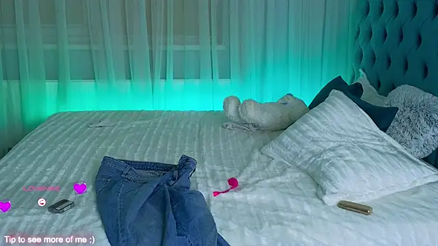 Snapshot of __Samer_ chatting on 02.20.25 Samer online show from 02.20.25