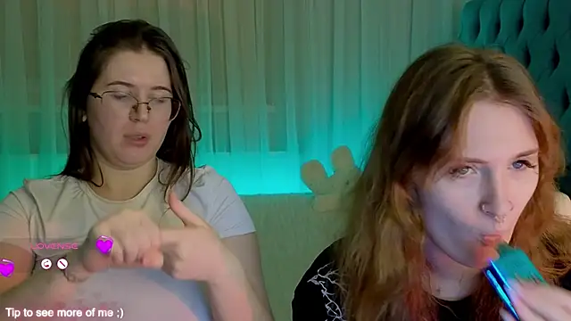 Snapshot of __Samer_ chatting on 02.21.25 Samer online show from 02.21.25