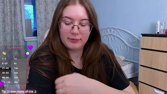 Snapshot of __Samer_ chatting on 03.13.25 Samer online show from 03.13.25