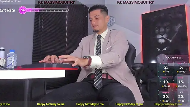 Snapshot of massimo_g chatting on 12.10.24 massimo g online show from 12.10.24