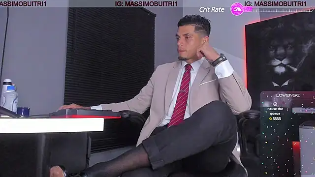 Snapshot of massimo_g chatting on 12.27.24 massimo g online show from 12.27.24