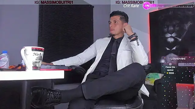 Snapshot of massimo_g chatting on 01.03.25 massimo g online show from 01.03.25
