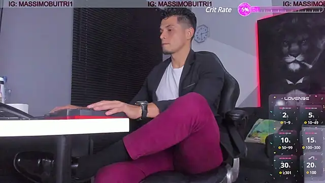 Snapshot of massimo_g chatting on 02.17.25 massimo g online show from 02.17.25