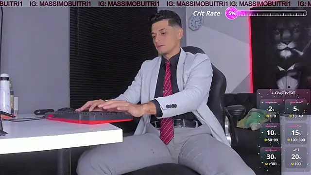 Snapshot of massimo_g chatting on 10.01.25 massimo g online show from 10.01.25