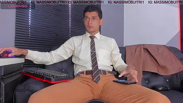 massimo g online show from 04.14.26