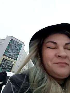 Snapshot of ZenaPallmer chatting on 02.16.25 ZenaPallmer online show from 02.16.25