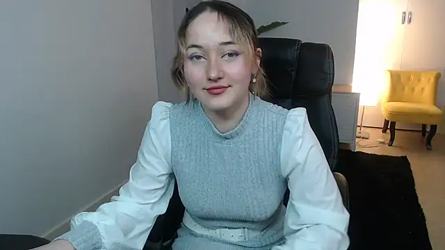 Snapshot of Crystal-dreamt chatting on 02.13.26 Crystal-dreamt online show from 02.13.26