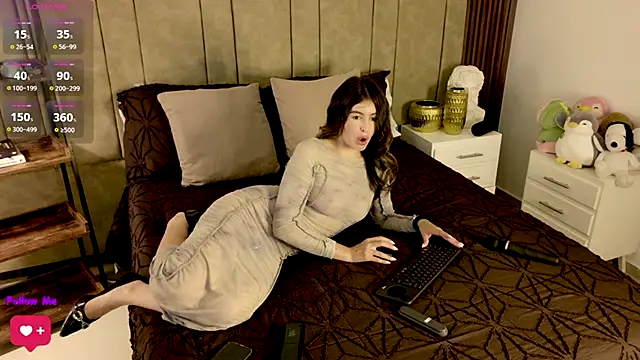 Snapshot of Isabellacharm chatting on 06.30.26 Isabellacharm online show from 06.30.26