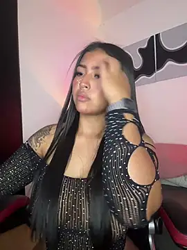 Snapshot of meganjames1 chatting on 07.10.26 meganjames1 online show from 07.10.26
