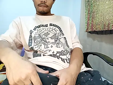 Snapshot of danidiazto2023 chatting on 03.22.25 danidiazto2023 online show from 03.22.25