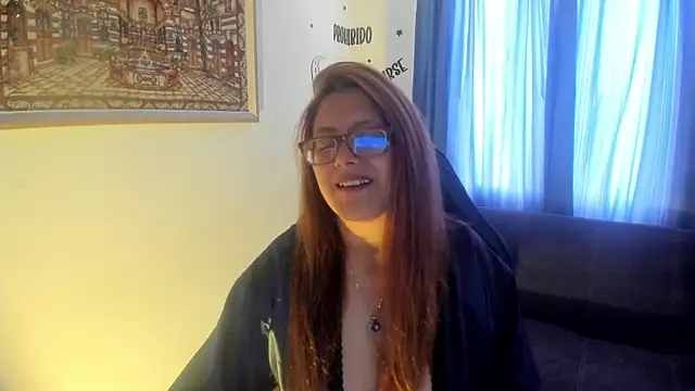 Snapshot of Ivette_Shaira chatting on 05.25.26 Ivette Shaira online show from 05.25.26
