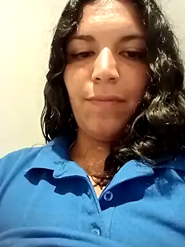 Snapshot of Morenitha-XXX chatting on 02.14.26 Morenitha-XXX online show from 02.14.26