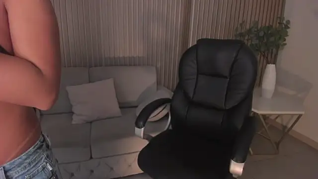 MileyCruz  online show from 02.19.25