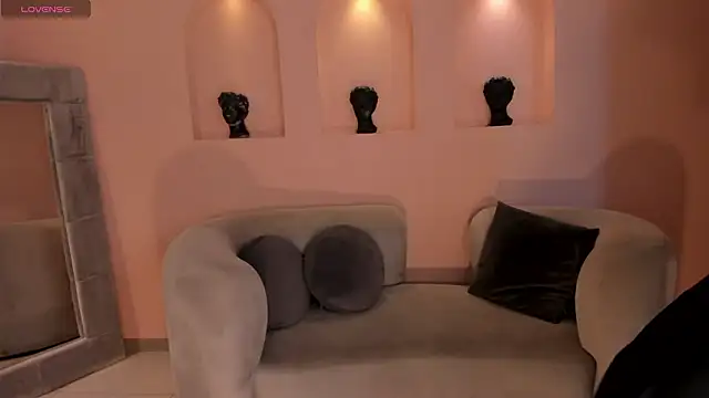 Snapshot of BiancaPierce chatting on 02.05.26 BiancaPierce online show from 02.05.26