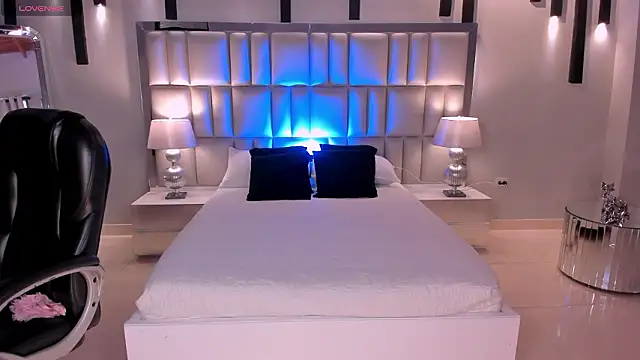 Snapshot of BiancaPierce chatting on 02.24.26 BiancaPierce online show from 02.24.26