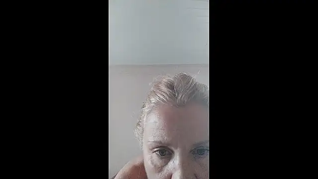 Alicia Sage online show from 10.17.25