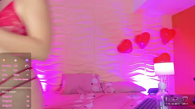 LucianaCarter online show from 02.15.25