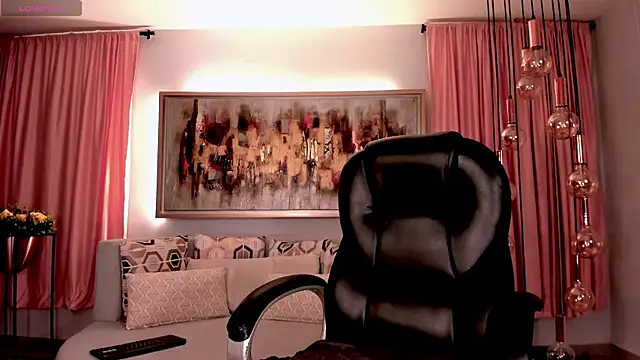 Snapshot of SophiePalmer chatting on 01.24.25 SophiePalmer online show from 01.24.25
