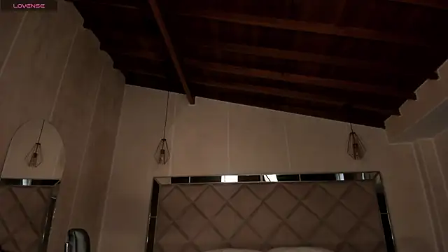 Snapshot of SophiePalmer chatting on 03.12.26 SophiePalmer online show from 03.12.26