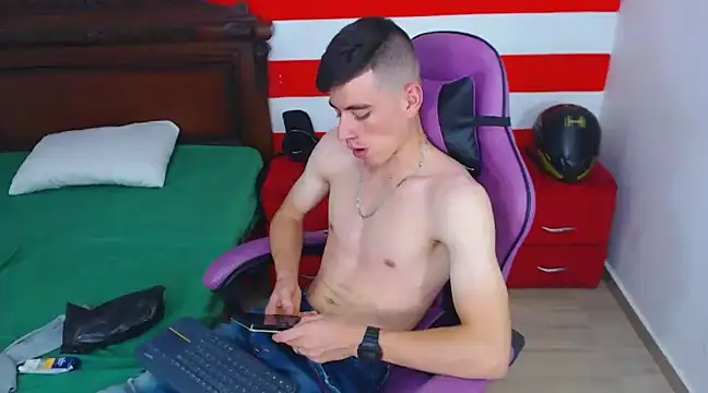 Snapshot of DEIBY_BABY chatting on 12.05.24 DEIBY BABY online show from 12.05.24