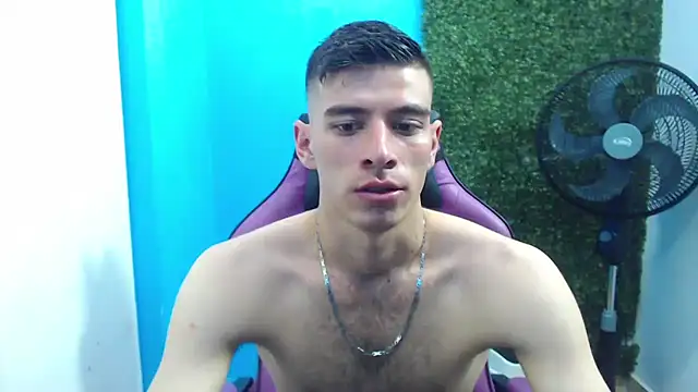 Snapshot of DEIBY_BABY chatting on 01.11.25 DEIBY BABY online show from 01.11.25