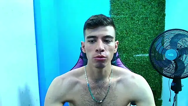 Snapshot of DEIBY_BABY chatting on 01.14.25 DEIBY BABY online show from 01.14.25
